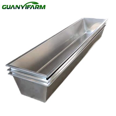 Korito za hranjenje metala za stoku